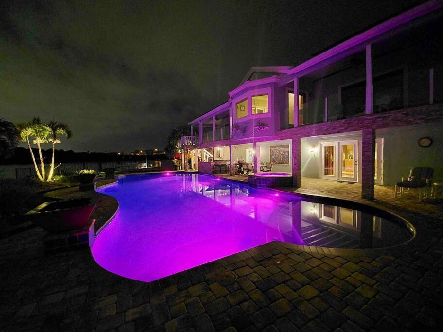 Guest Suite - Waterfront -Pool & Hot Tub- Walk To Beach Clearwater Beach Exteriér fotografie