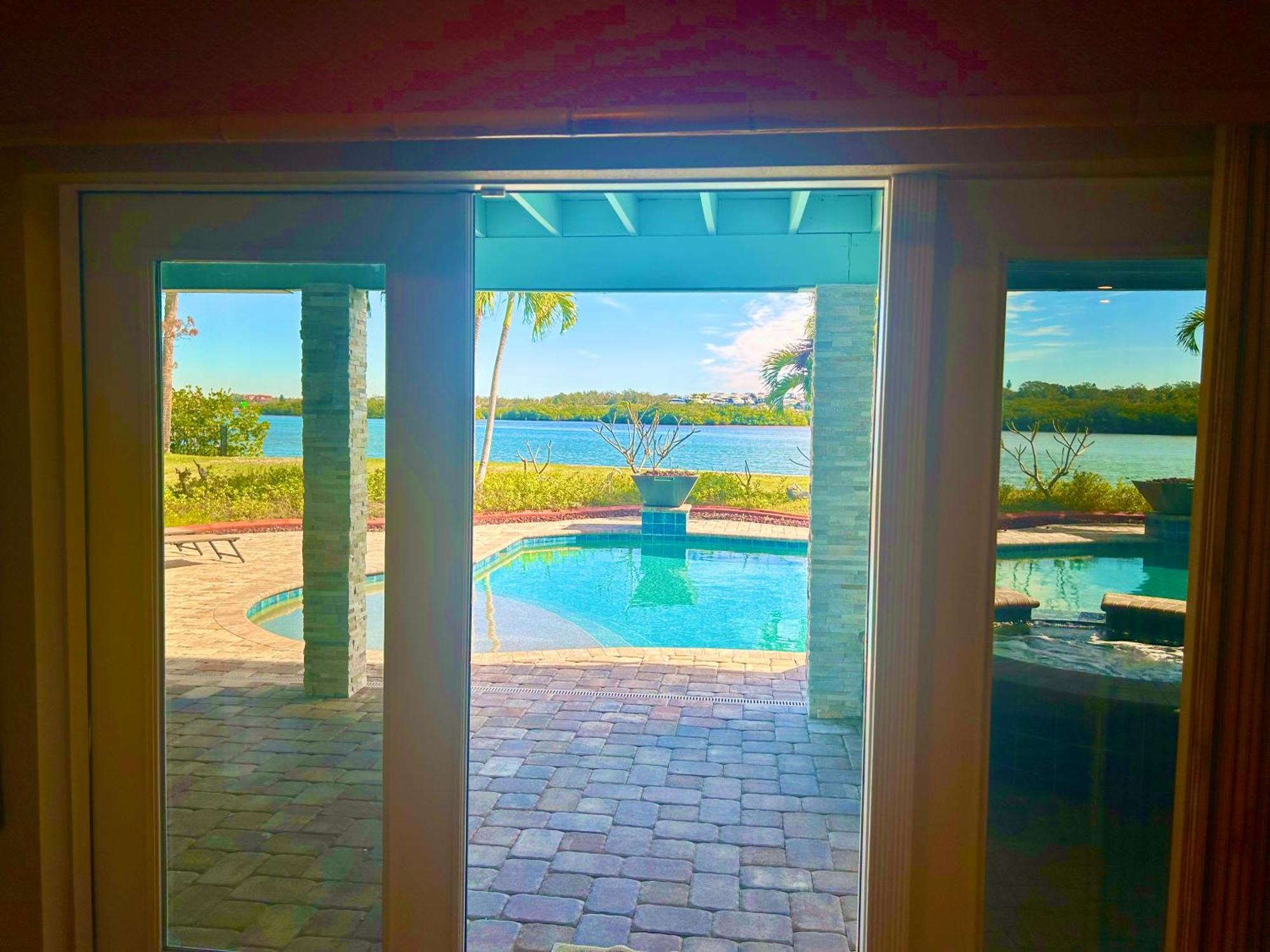 Guest Suite - Waterfront -Pool & Hot Tub- Walk To Beach Clearwater Beach Exteriér fotografie
