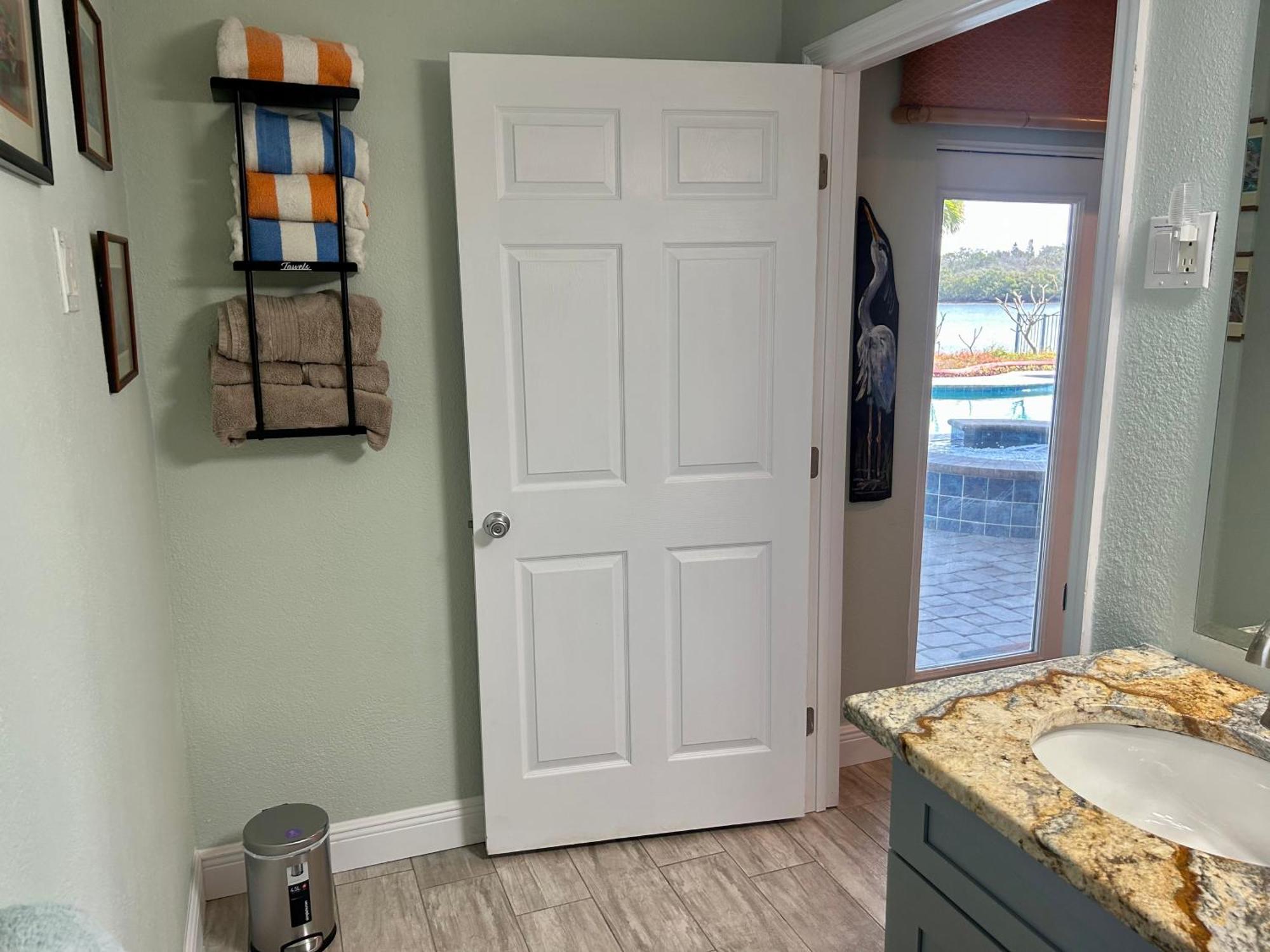 Guest Suite - Waterfront -Pool & Hot Tub- Walk To Beach Clearwater Beach Exteriér fotografie
